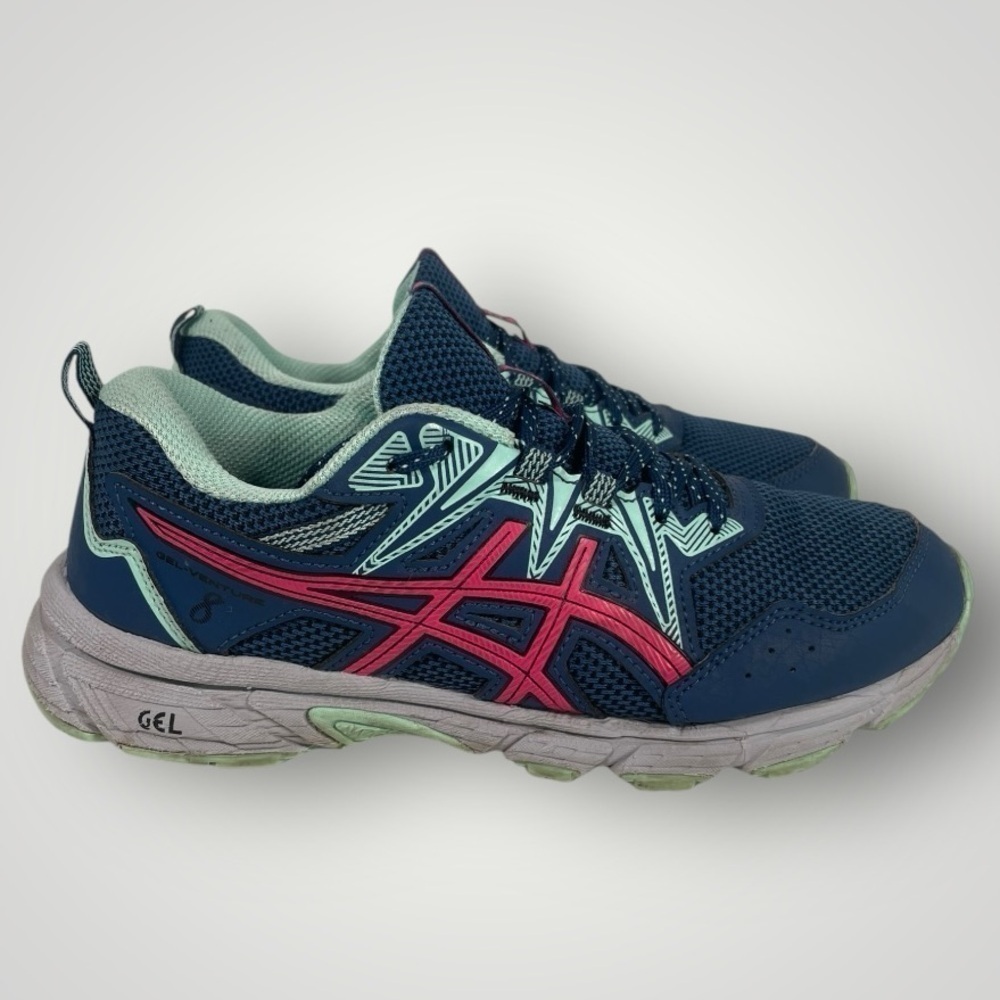 Women’s ASICS Gel Venture 8 size 8 Wide